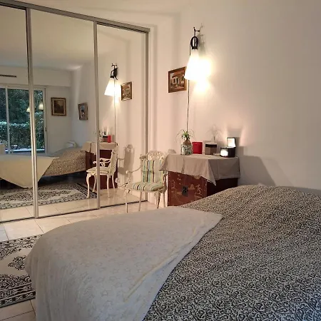 Entre Et Foret Apartment *